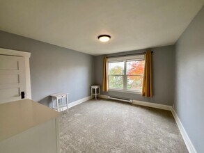 1106 N 49th St in Seattle, WA - Building Photo - Building Photo