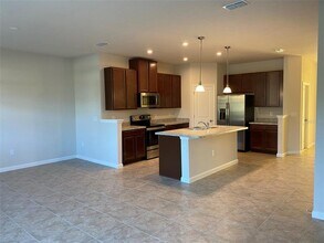 2716 Pleasant Cypress Cir in Kissimmee, FL - Building Photo - Building Photo