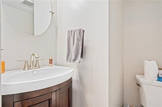 143 Aberdeen Dr in Pittsburgh, PA - Building Photo - Building Photo