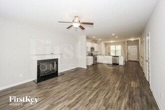 209 Grove Pointe Dr in Locust Grove, GA - Building Photo - Building Photo