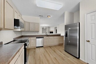 3812 Pinon Jay Ct NW in Albuquerque, NM - Building Photo - Building Photo