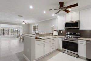 5045 Pelican Dr in New Port Richey, FL - Building Photo - Building Photo