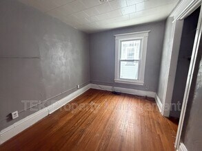 195 Parsells Ave in Rochester, NY - Building Photo - Building Photo