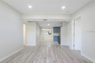 6817 Larmon St in Tampa, FL - Building Photo - Building Photo