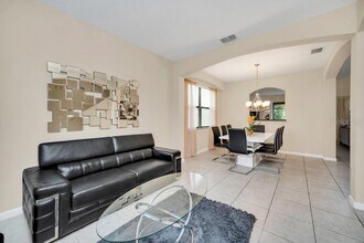 2630 Tranquility Way in Kissimmee, FL - Building Photo - Building Photo