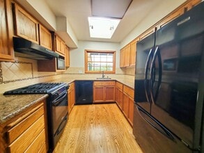 276 Deepstone Dr in San Rafael, CA - Building Photo - Building Photo
