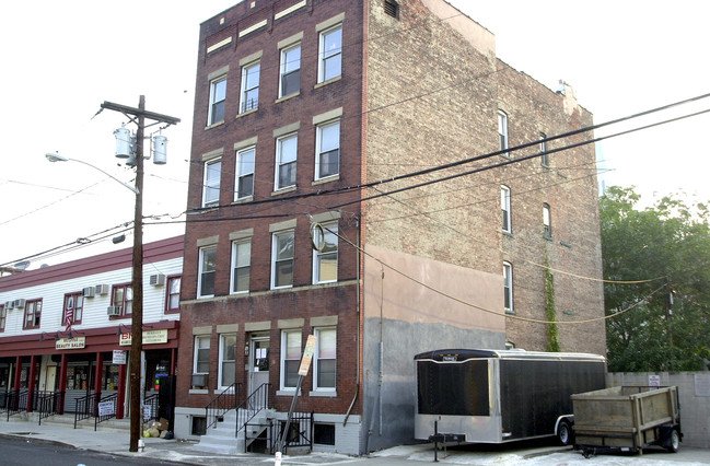 10 Liberty Ave in Jersey City, NJ - Building Photo - Building Photo