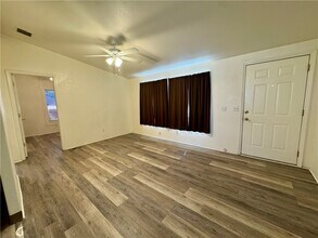 4479 Lynda Cir in Bullhead City, AZ - Building Photo - Building Photo