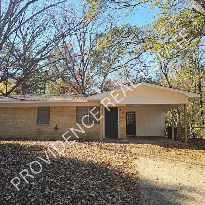 216 Ragan St in Ruston, LA - Building Photo