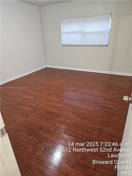 2604 NW 52nd Ave in Lauderhill, FL - Building Photo