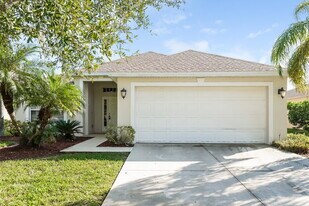11341 Lake Cypress Loop in Ft. Myers, FL - Building Photo