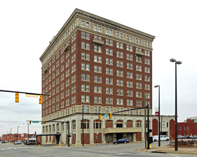 Jefferson Davis Apartments