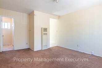 7545 High St in La Mesa, CA - Building Photo - Building Photo