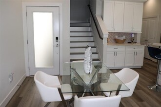 1411 Bigelow St in Houston, TX - Building Photo - Building Photo