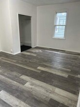 3664 E 52nd St in Cleveland, OH - Foto de edificio - Building Photo