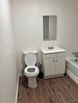 615 Central in Bakersfield, CA - Building Photo