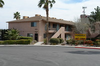 Sandhill in Las Vegas, NV - Building Photo - Building Photo