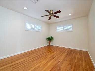 property at 7533 El Cortez Cir