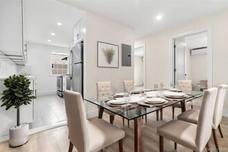 20-44-44 23rd St in Queens, NY - Building Photo - Building Photo