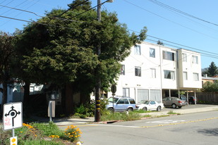 2025 Mcgee Ave Apartments