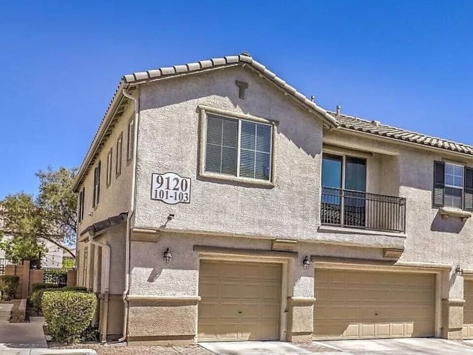 9120 Alpine Grove Ave in Las Vegas, NV - Building Photo