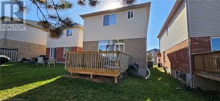 456 Beaumont Cres in Kitchener, ON - Building Photo - Building Photo