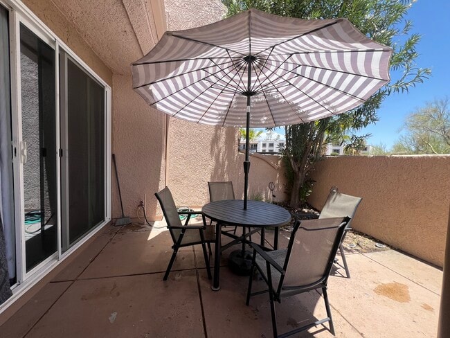 5675 N Camino Esplendora, Unit 1100