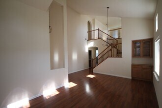10105 Nebbiolo Ct in Elk Grove, CA - Building Photo - Building Photo