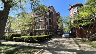 1454 W Fargo Ave, Unit 1B in Chicago, IL - Building Photo