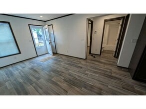 138 Lynn Ln in Mankato, MN - Building Photo - Building Photo