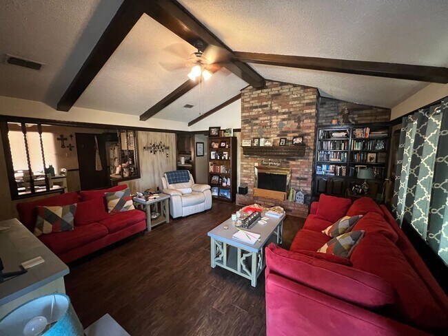 4421 75th Dr in Lubbock, TX - Building Photo - Building Photo