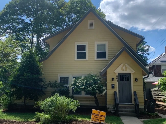 property at 804 S Park Ave