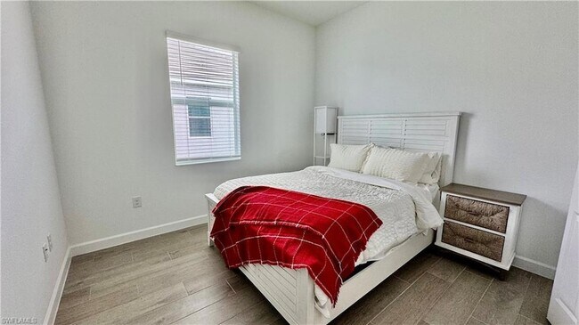 15048 Pinehurst in Punta Gorda, FL - Foto de edificio - Building Photo