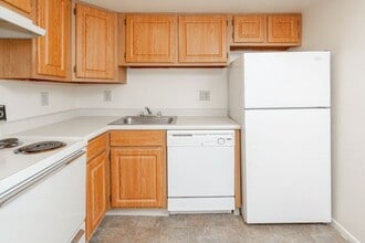 River Point Apartments in Tucson, AZ - Building Photo - Building Photo