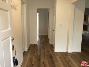 2714 Montana Ave in Santa Monica, CA - Building Photo - Building Photo