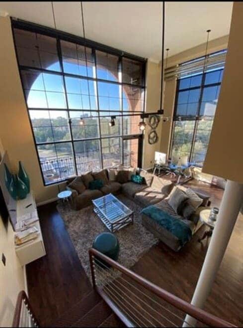 property at 1025 S Shepherd Dr