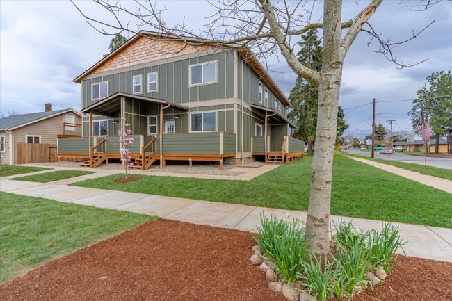 1507 Hines St SE in Salem, OR - Building Photo - Building Photo