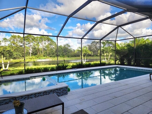 17229 Blue Rdg Pl in Bradenton, FL - Building Photo - Building Photo