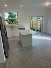 2633 SE 27th Dr in Homestead, FL - Building Photo - Building Photo