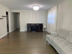 9624 Karlov Ave in Skokie, IL - Building Photo - Building Photo