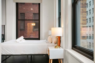 209 9th St in Pittsburgh, PA - Foto de edificio - Building Photo