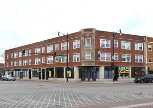 4302 N Pulaski Rd in Chicago, IL - Building Photo - Building Photo
