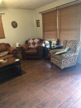 726 N Barton Ave in Stephenville, TX - Building Photo - Building Photo