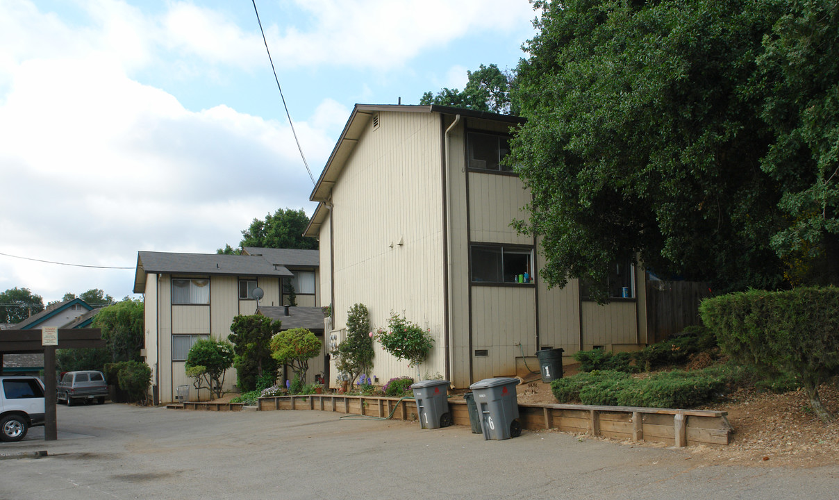 20 W 4th St in Morgan Hill, CA - Building Photo