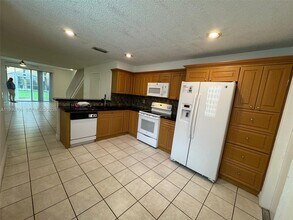 1503 Veracruz Ln in Weston, FL - Building Photo - Building Photo