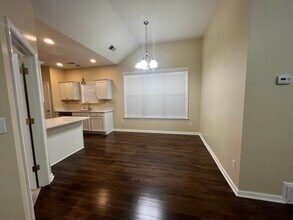 1275 Isle Bay Dr in Memphis, TN - Building Photo - Building Photo