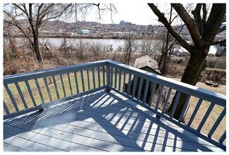 107 Shoup St, Unit 2 in Millvale, PA - Foto de edificio - Building Photo