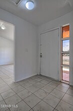 385 Mireles Ct in Socorro, TX - Building Photo - Building Photo