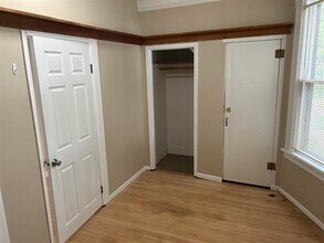 1135 Vilas Ave, Unit 1135 in Madison, WI - Building Photo - Building Photo