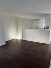 17 Gifford Ave in Poughkeepsie, NY - Building Photo - Building Photo